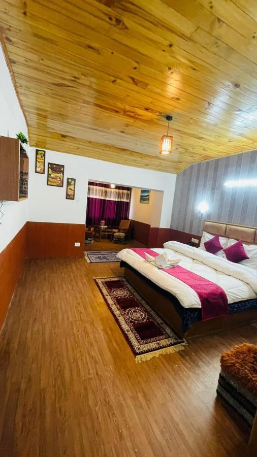 Hotel New Hilltop Inn Манали Экстерьер фото
