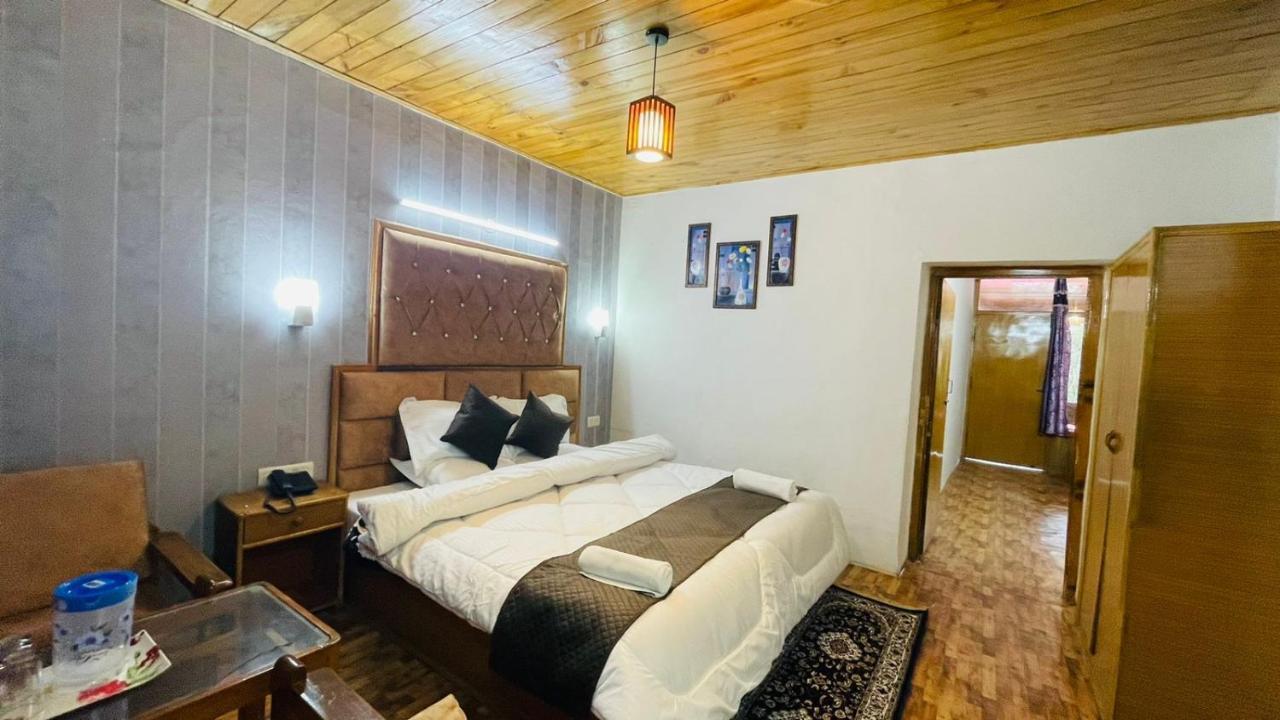 Hotel New Hilltop Inn Манали Экстерьер фото