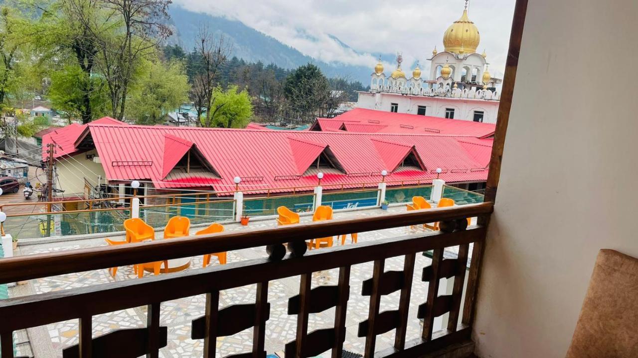 Hotel New Hilltop Inn Манали Экстерьер фото